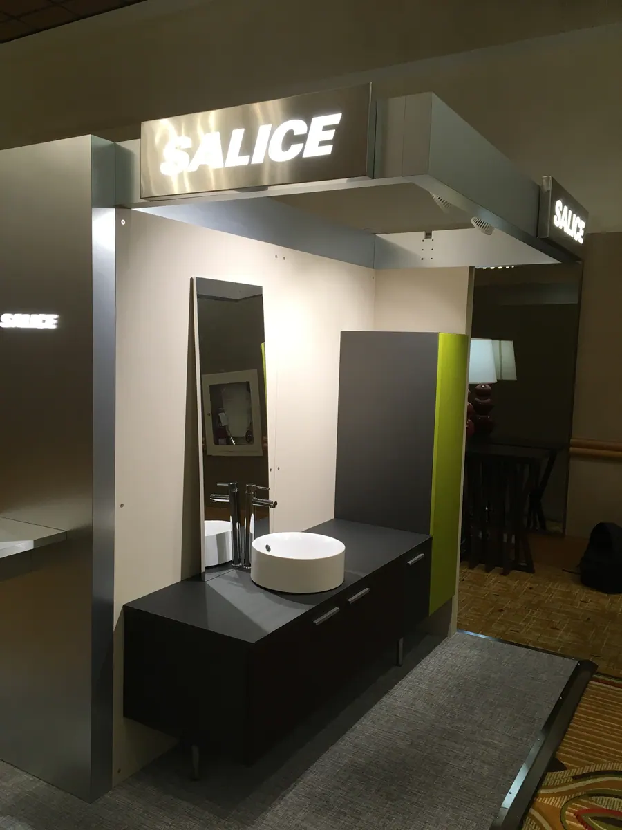 STAND ITINERANTE ARTURO SALICE SPA 2