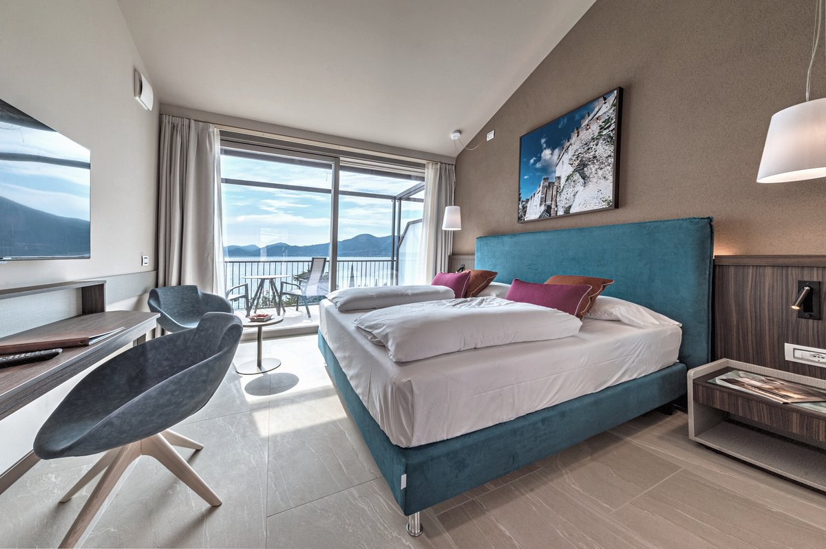 HOTEL GALVANI SKY VIEW GARDA LAKES 2