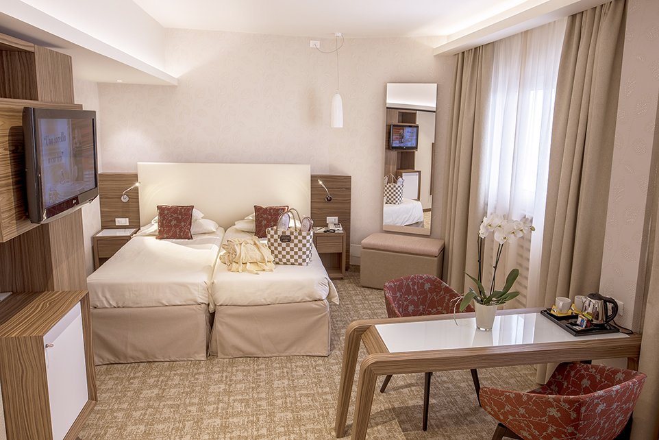 HOTEL GARDEN MONTEGROTTO JUNIOR SUITE 4