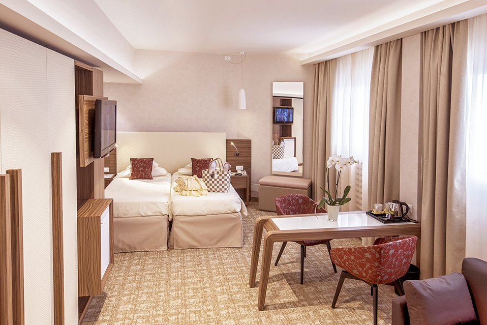 HOTEL GARDEN MONTEGROTTO JUNIOR SUITE 9