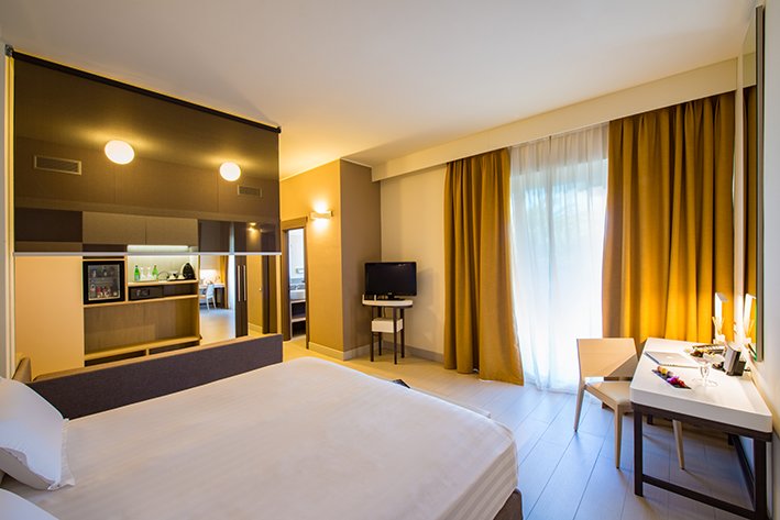 HOTEL TIMI AMA VILLASIMIUS 6